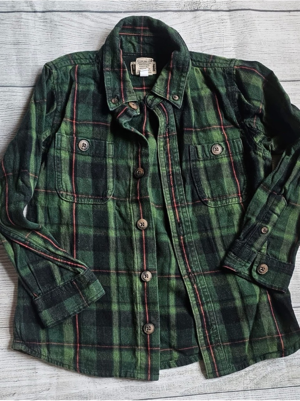Duluth Trading Co Green & Black Plaid Button-Down Shirt